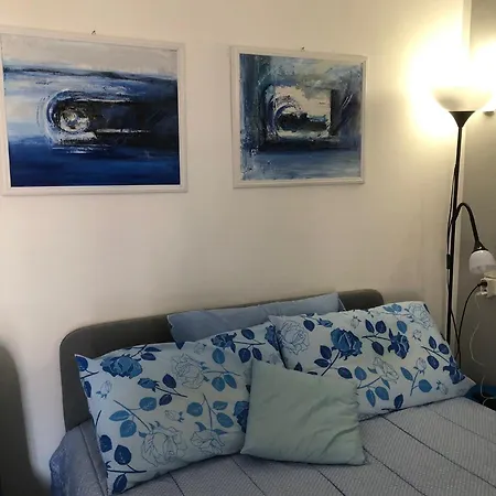 Διαμέρισμα Welcome In The Cozy Blue Nest Pedestrian Μεντόν