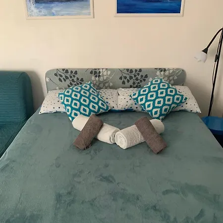 Welcome In The Cozy Blue Nest Pedestrian Lägenhet Menton