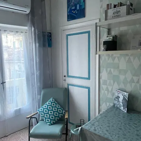 Lägenhet Welcome In The Cozy Blue Nest Pedestrian Menton